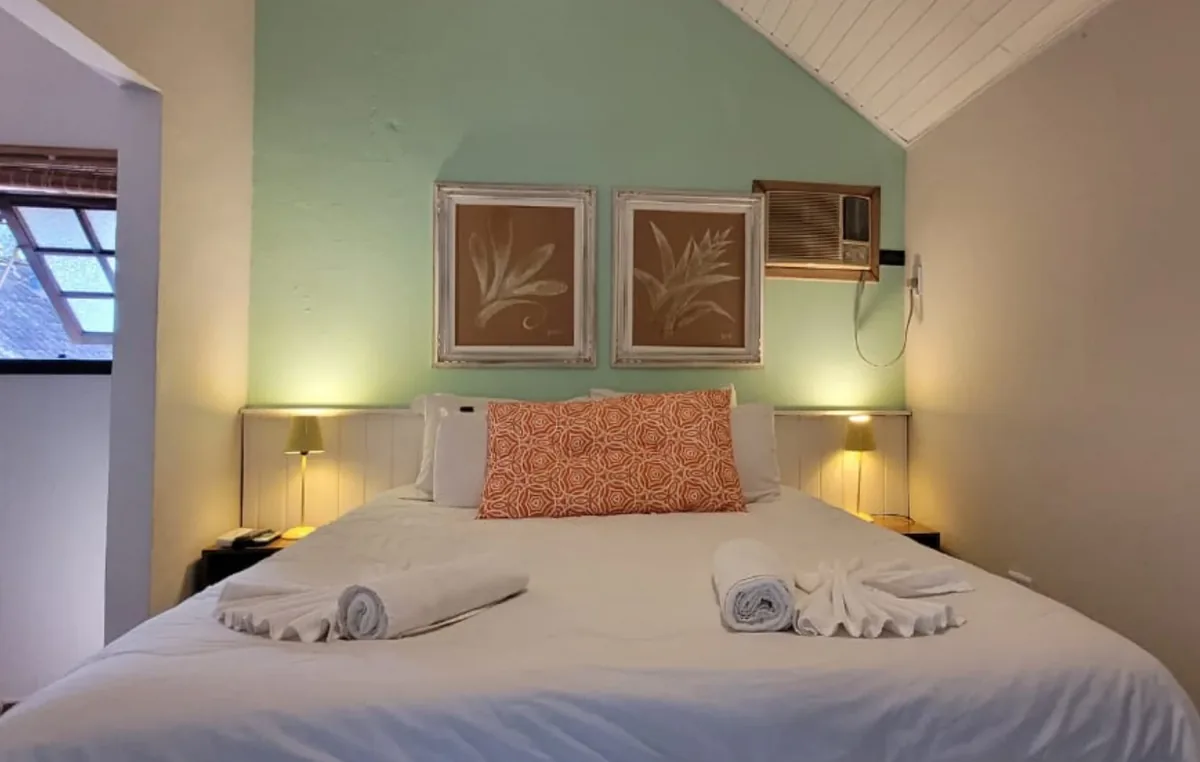 Cabana Luxo com banheira de hidro e janela para a mata — foto 3