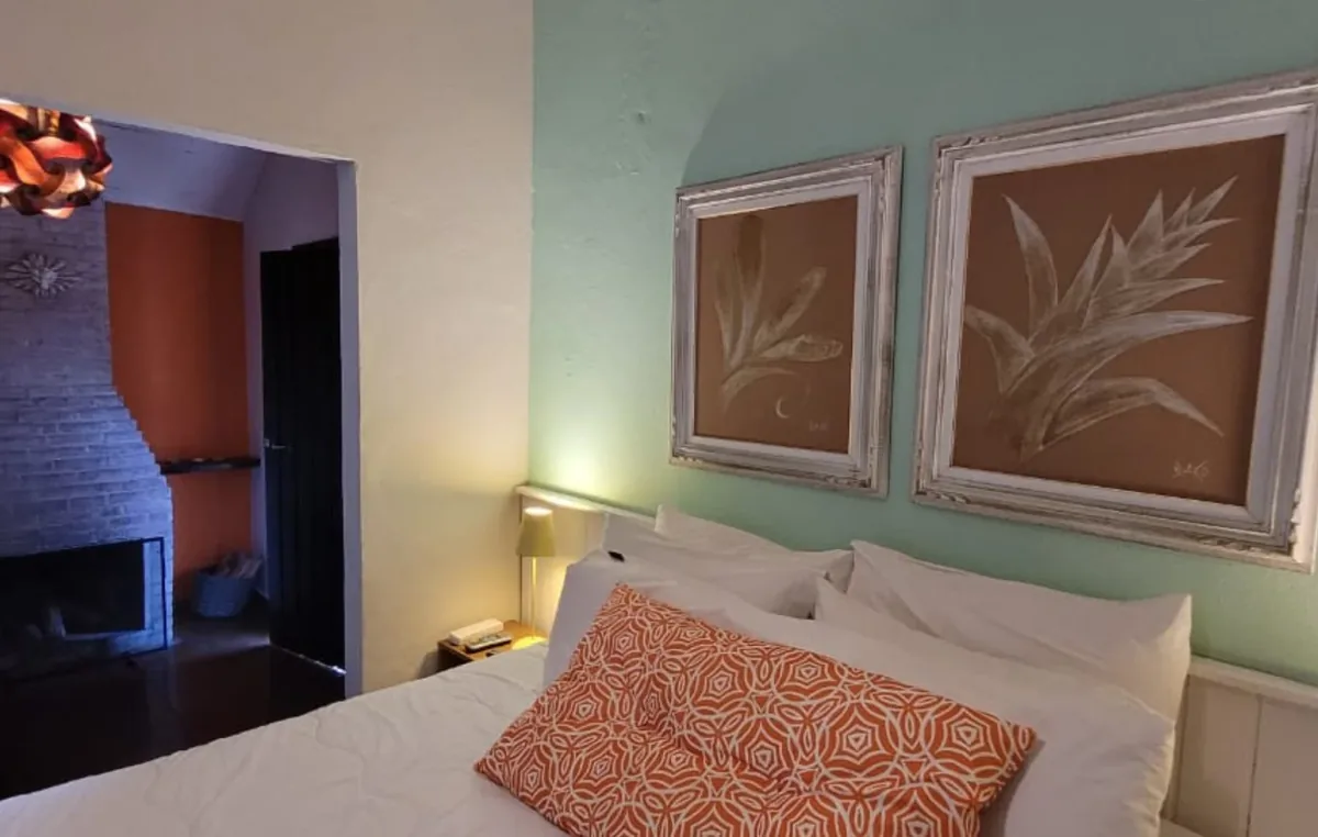Cabana Luxo com banheira de hidro e janela para a mata — foto 4